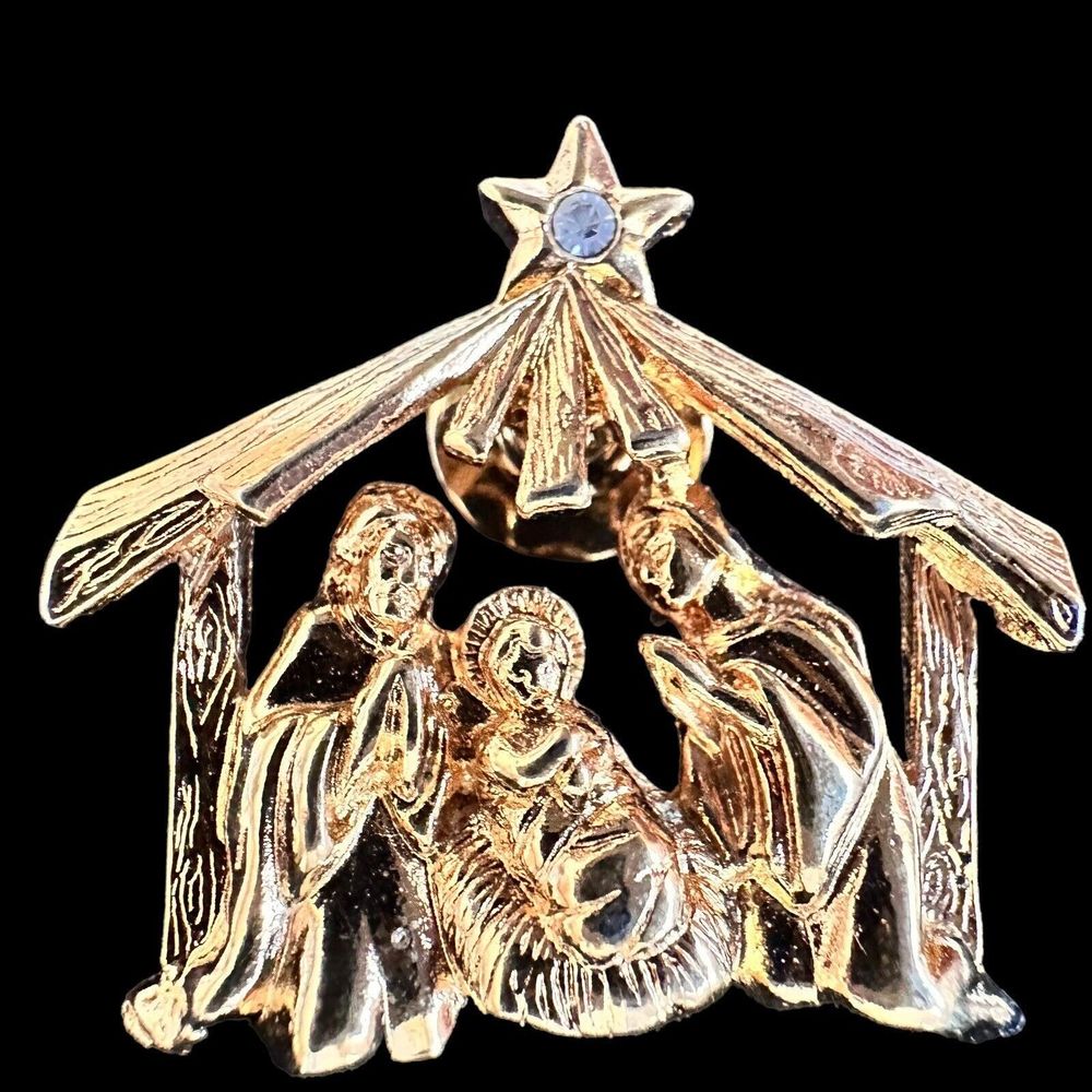 Vintage Christmas Nativity Manger gold toned cubic zircon Lapel Pin,